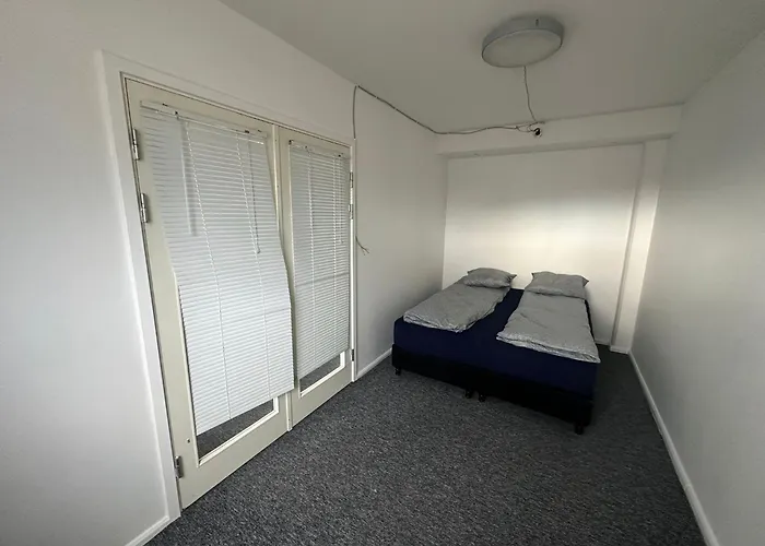 Airport House